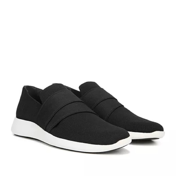 Vince Aston Knit Slip On Sneakers Size 9 Black Preppy Casual Athleisure Sporty - Picture 1 of 10